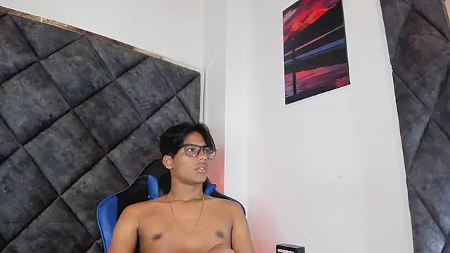 LiamKron Pertunjukan Webcam