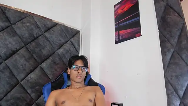 LiamKron Pertunjukan Webcam