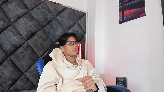 LiamKron's Webcam Show