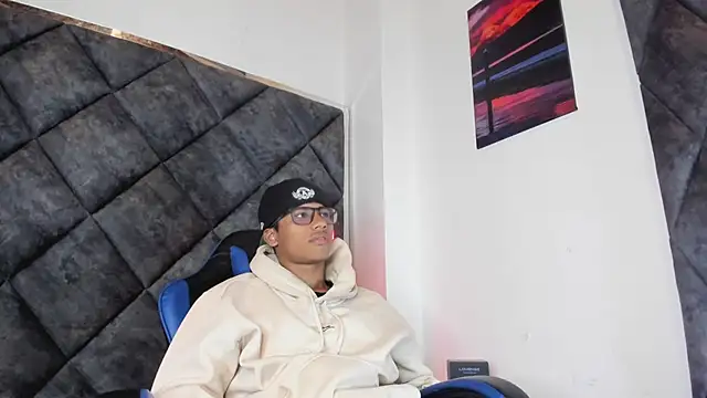 LiamKron 网络视讯表演