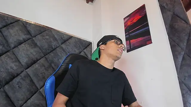 LiamKron Webcam Show