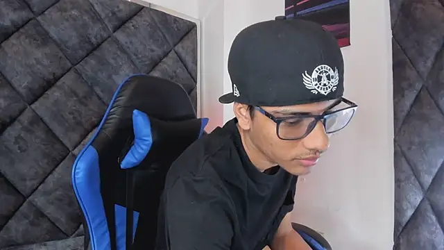 LiamKron Show Webcam