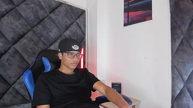 LiamKron Show Webcam