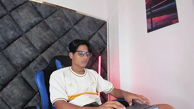 LiamKron 网络视讯表演
