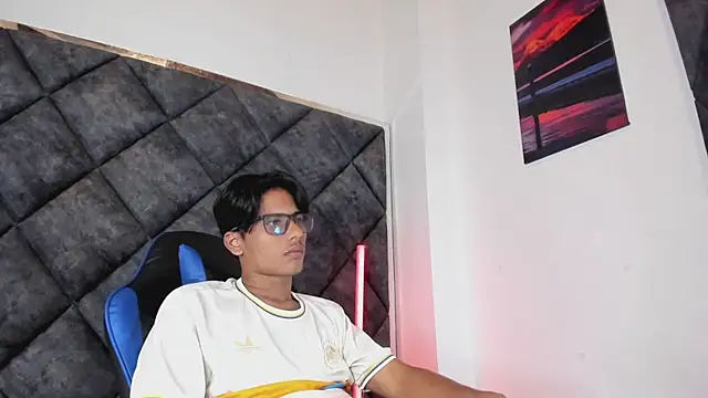 LiamKron Webcamshow