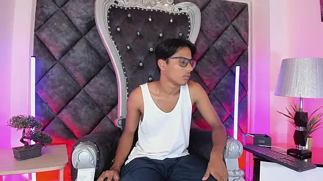 LiamKron ওয়েবক্যাম শো