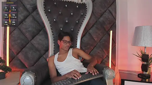 LiamKron Webcamshow
