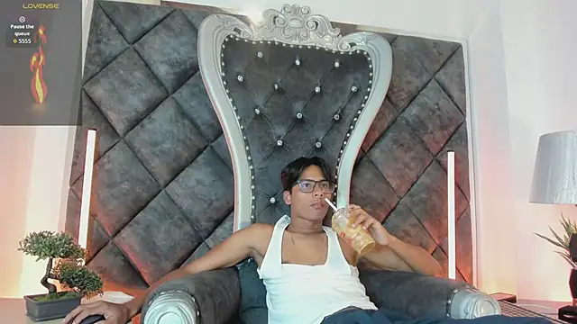 LiamKron Show Webcam
