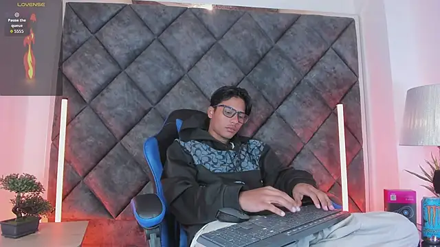 عرض كام LiamKron