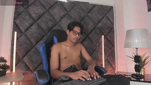 عرض كام LiamKron