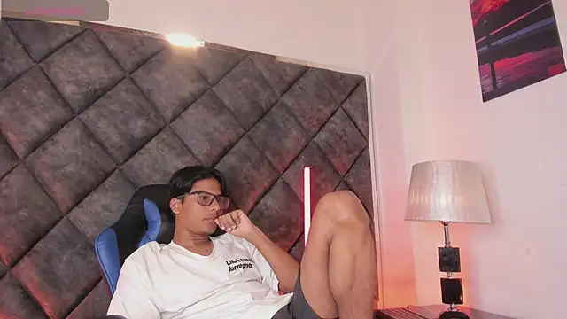 LiamKron Show in webcam