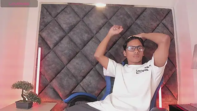 عرض كام LiamKron