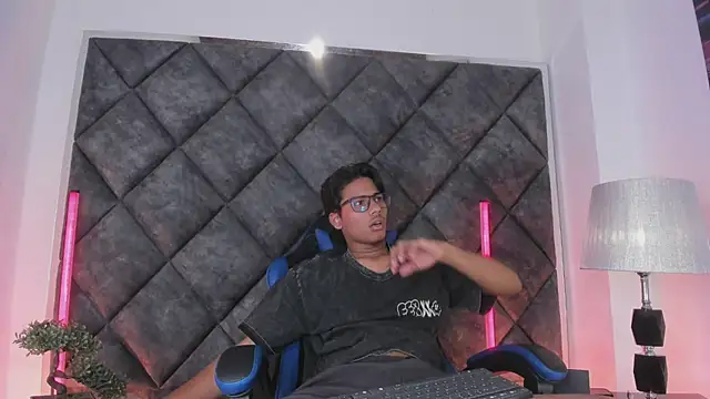LiamKron Show Webcam