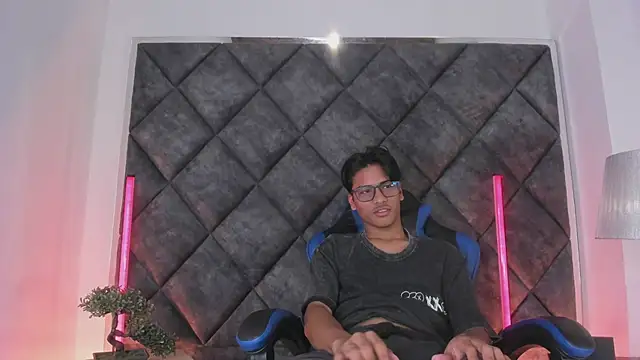 LiamKron Show Webcam