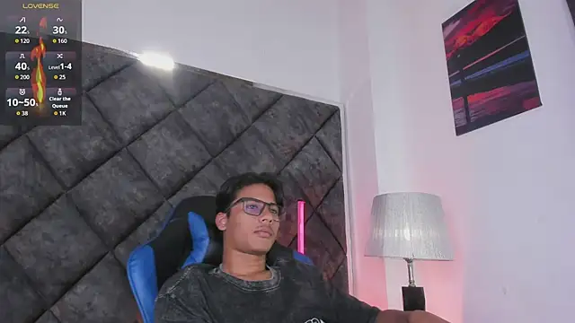 LiamKron Pertunjukan Webcam