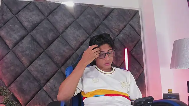 LiamKron Show Webcam