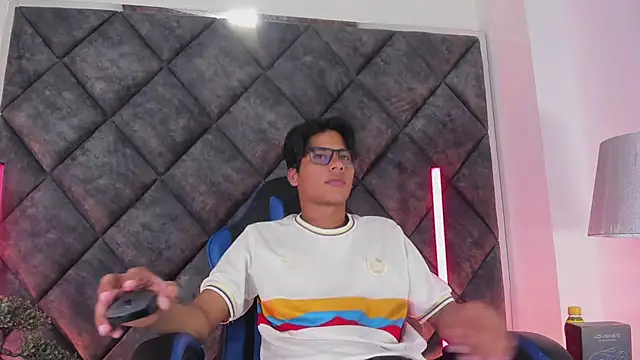 LiamKron webcam show