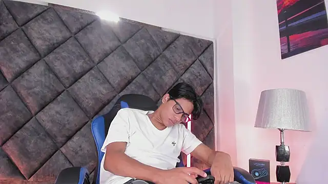 LiamKron Show Webcam