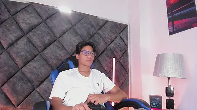 LiamKron Webcam Show