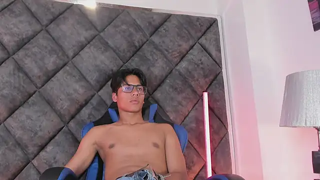 LiamKron Show Webcam