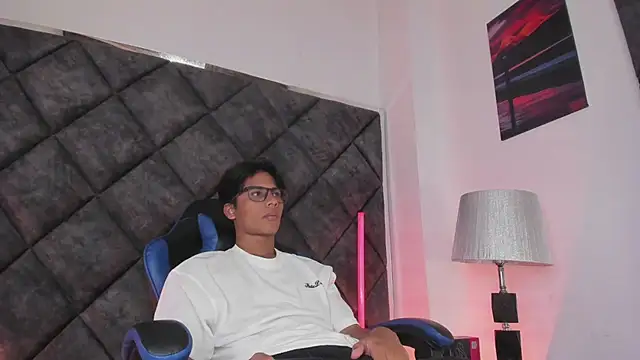 LiamKron Webcam Show