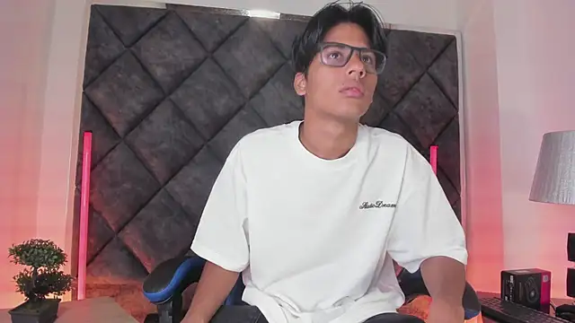 LiamKron Show in webcam