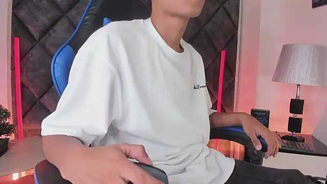 הופעת וובקאם של LiamKron