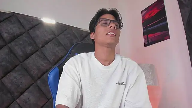LiamKron's Webcam Show