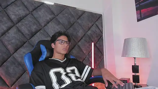 LiamKron Webcam Show