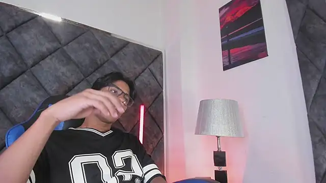 LiamKron Webcamshow