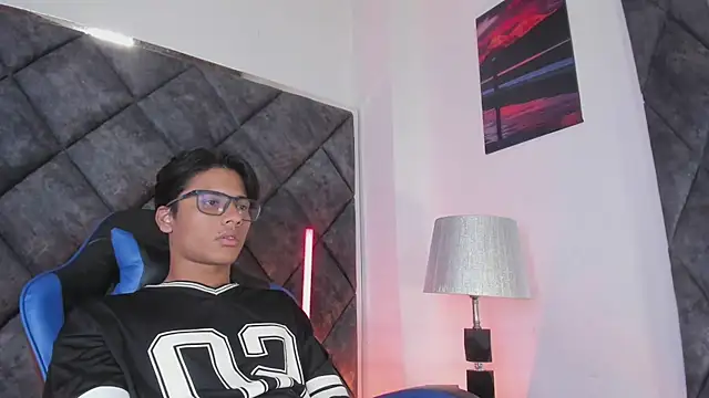 LiamKron ওয়েবক্যাম শো