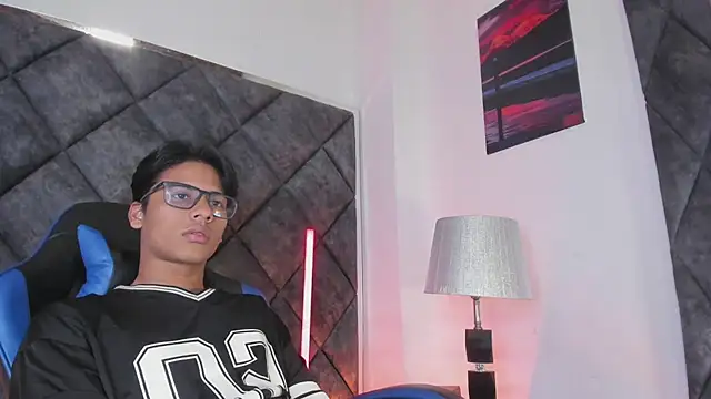 LiamKron ওয়েবক্যাম শো