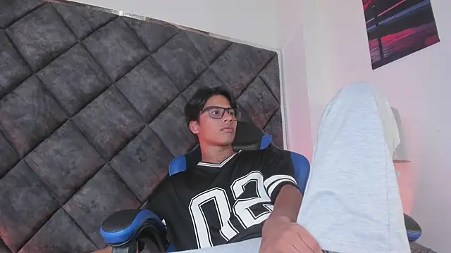 LiamKron Webcam Show