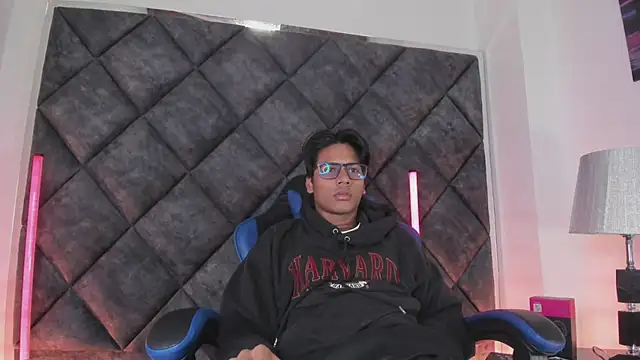 LiamKron Webcam Show