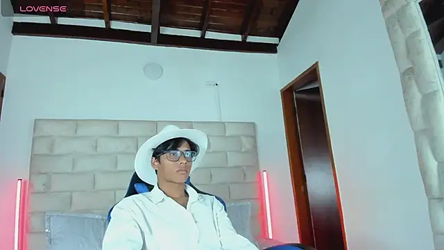 הופעת וובקאם של LiamKron