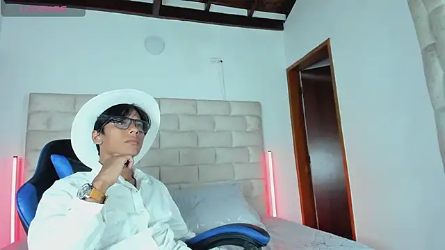LiamKron Show in webcam