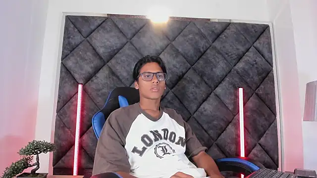 LiamKron Show Webcam