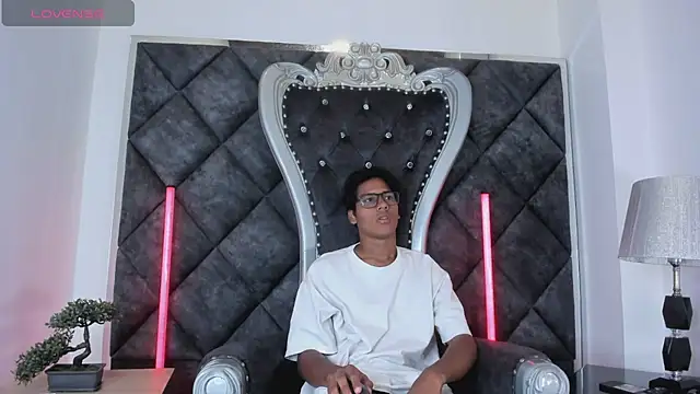 LiamKron Webcam Show