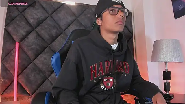 LiamKron Show Webcam