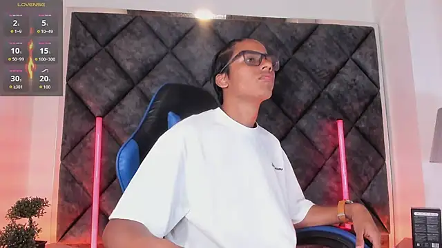 LiamKron webcam show