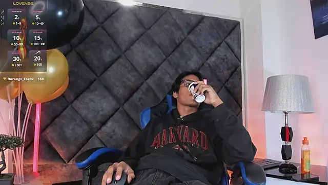 LiamKron Webcam Show