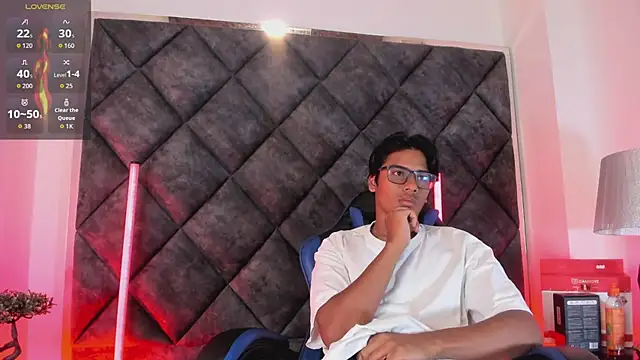 LiamKron 网络视讯表演