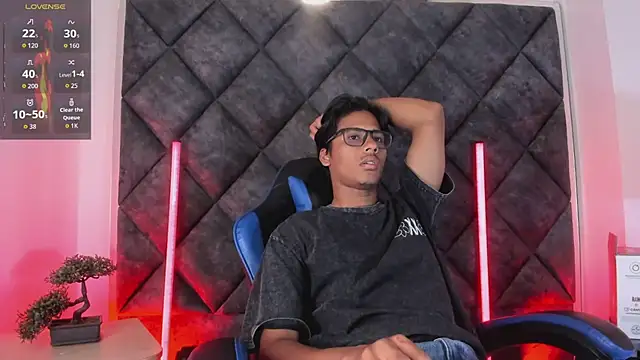 LiamKron webcam show