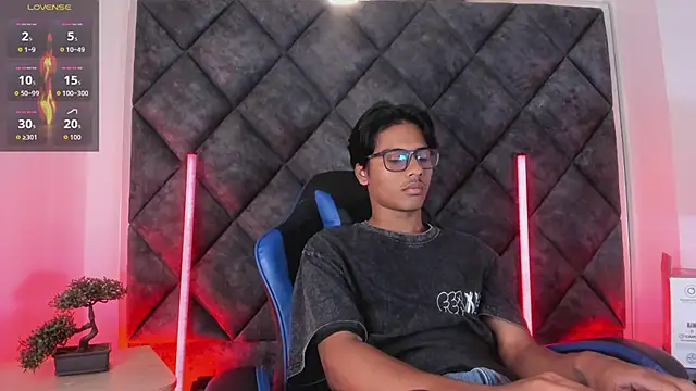 LiamKron ওয়েবক্যাম শো