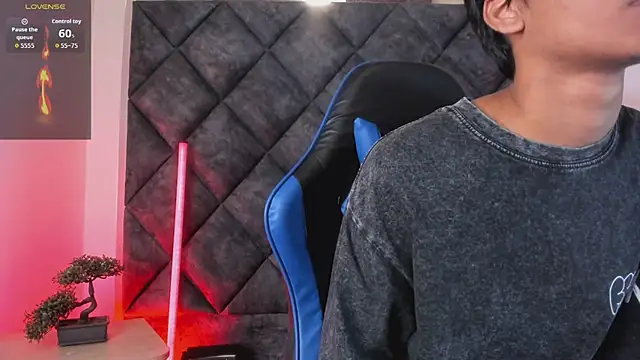 LiamKron's Webcam Show