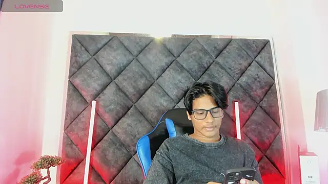 LiamKron webcam show