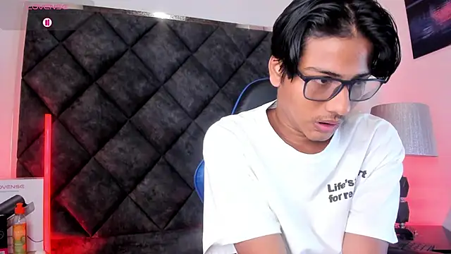 LiamKron Webcam Show