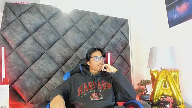 LiamKron webcam show