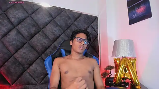 LiamKron's Webcam Show