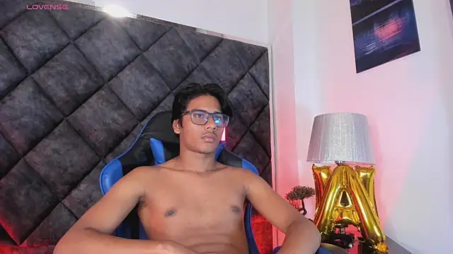 LiamKron's Webcam Show